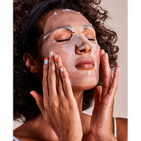 Mascarilla Iluminadora e Hidratante Vitamina C  1ud.-196670 Mascarilla Iluminadora e Hidratante Vitamina C  1ud.-196670 1